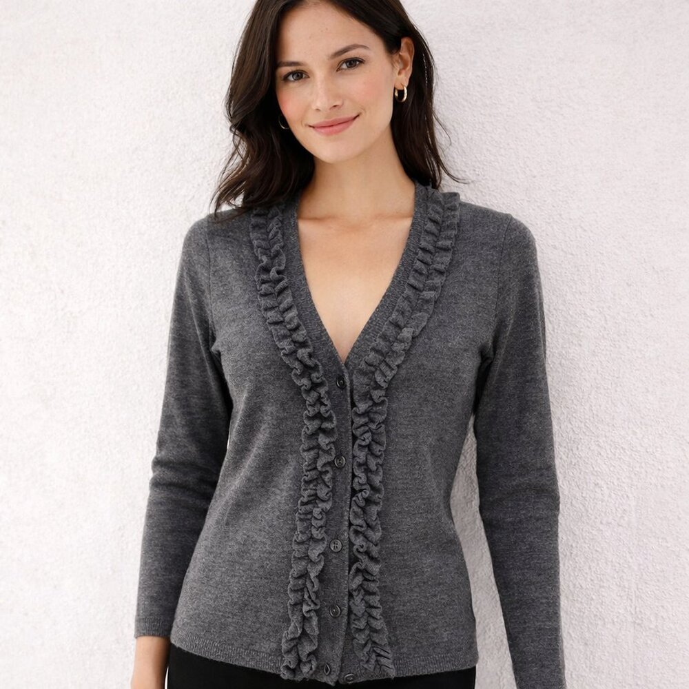 Tweeds 100% Gray Italian Merino Wool Sweater Size Small Cardigan Ruffled Classic